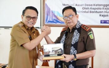 Sertifikat Aset Desa Ketanggan Diserahkan, Perkuat Kepastian Hukum