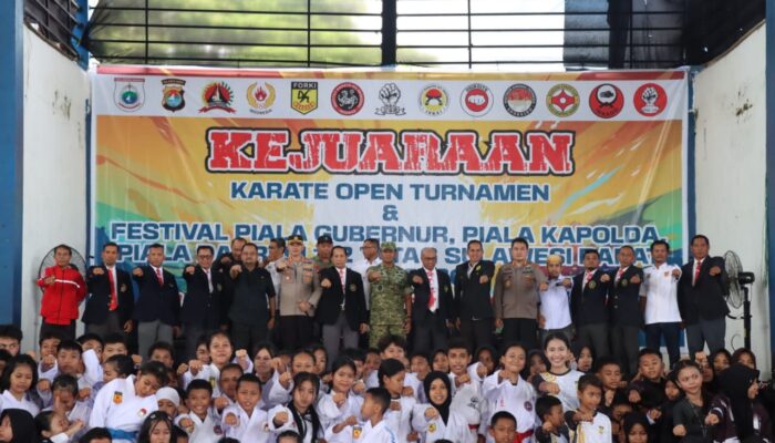 Kapolresta Mamuju Wakili Kapolda Hadiri Pembukaan Kejuaraan Karate Piala Gubernur, Kapolda Sulbar dan Danrem 142 Tatag 2026