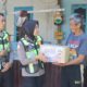 Sambut Hari Bhayangkara ke-80, Satlantas Polres Pasangkayu Salurkan Bantuan Sembako kepada Warga Kampung Nelayan