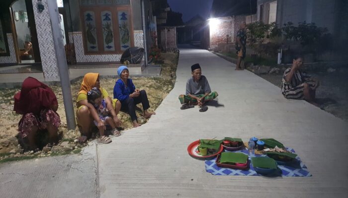 Warga  Gunung Panti Gelar Tradisi Kondangan Barian Dibulan Suro Supaya Bumi Aman Dan Keluarga Sehat