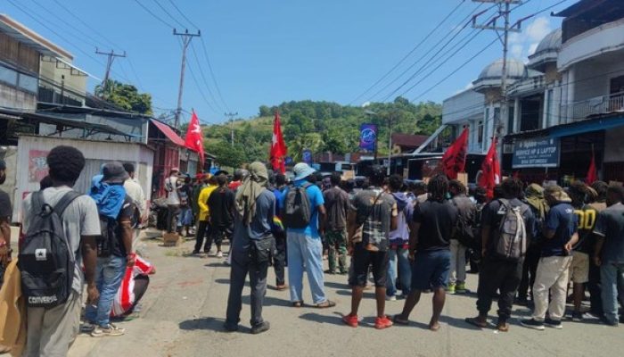 Polisi Bubarkan Massa KNPB yang Beraksi di Sentani, Jayapura