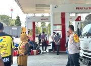 Jaga Pengisian BBM Tetap Tertib, Polsek Banggae Perketat Pengamanan di SPBU Rangas