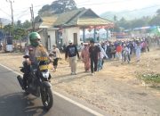 Pastikan Berjalan Kondusif, Polsek Sendana Terjunkan Personel Amankan Jalan Sehat Sure’ Fest 2026