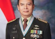 MAYJEN TNI (PURN) Dr. TB HASANUDDIN — PUTRA MAJALENGKA, PAHLAWAN NEGARA, PENEGUH AMANAT RAKYAT