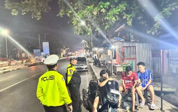 Cegah Balap Liar dan Kecelakaan, Satlantas Polres Polman Gelar Patroli Blue Light pada Malam Hari
