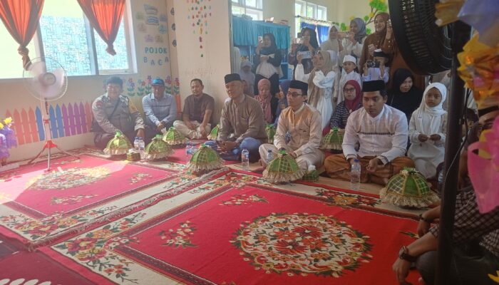Bhabinkamtibmas Matakali Hadiri Maulid Nabi, Perkuat Silaturahmi dengan Masyarakat